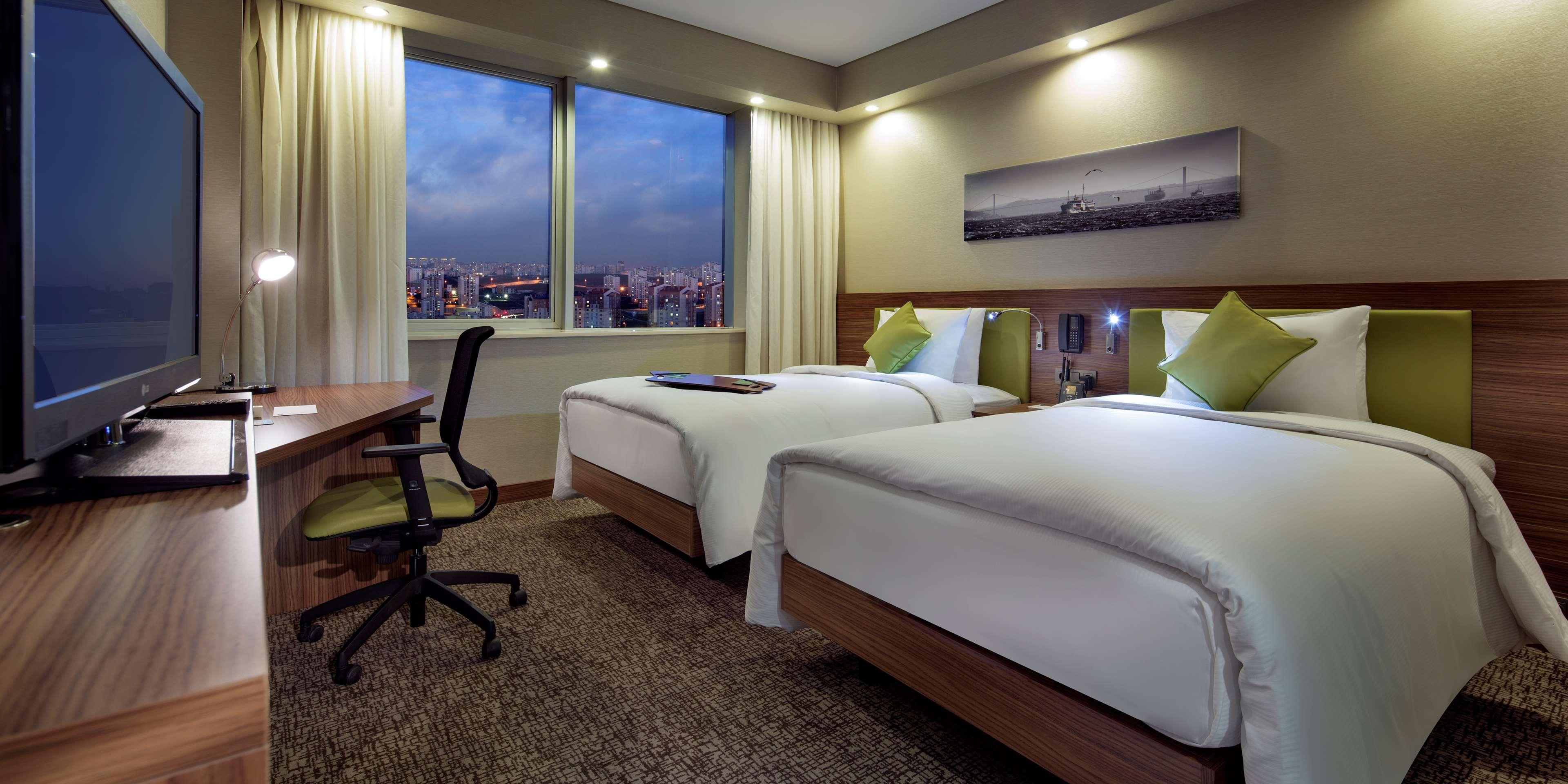 Hotel Hampton By Hilton Istanbul Kayasehir Extérieur photo